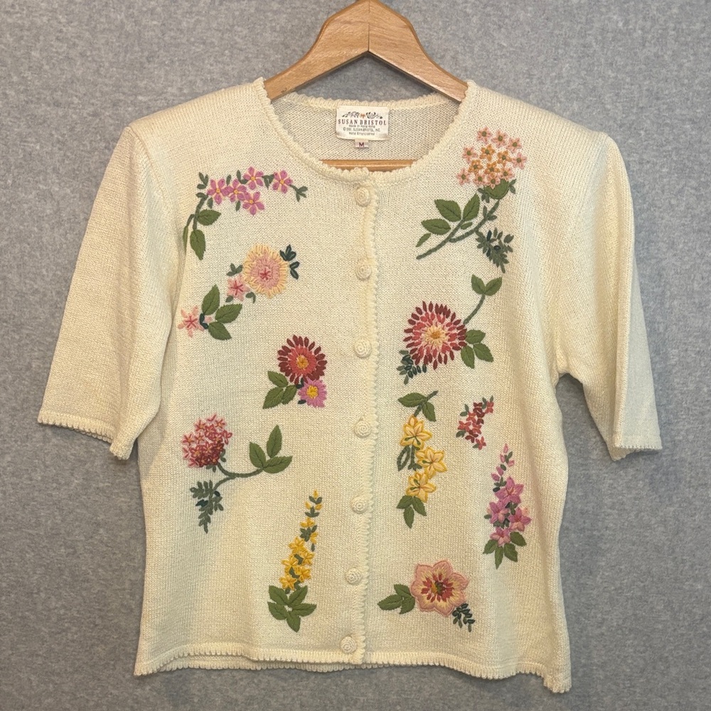 Vtg Susan Bristol Cream Cardigan with Floral Embroidery size Medium